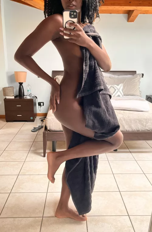 Come kiss mommy’s ass