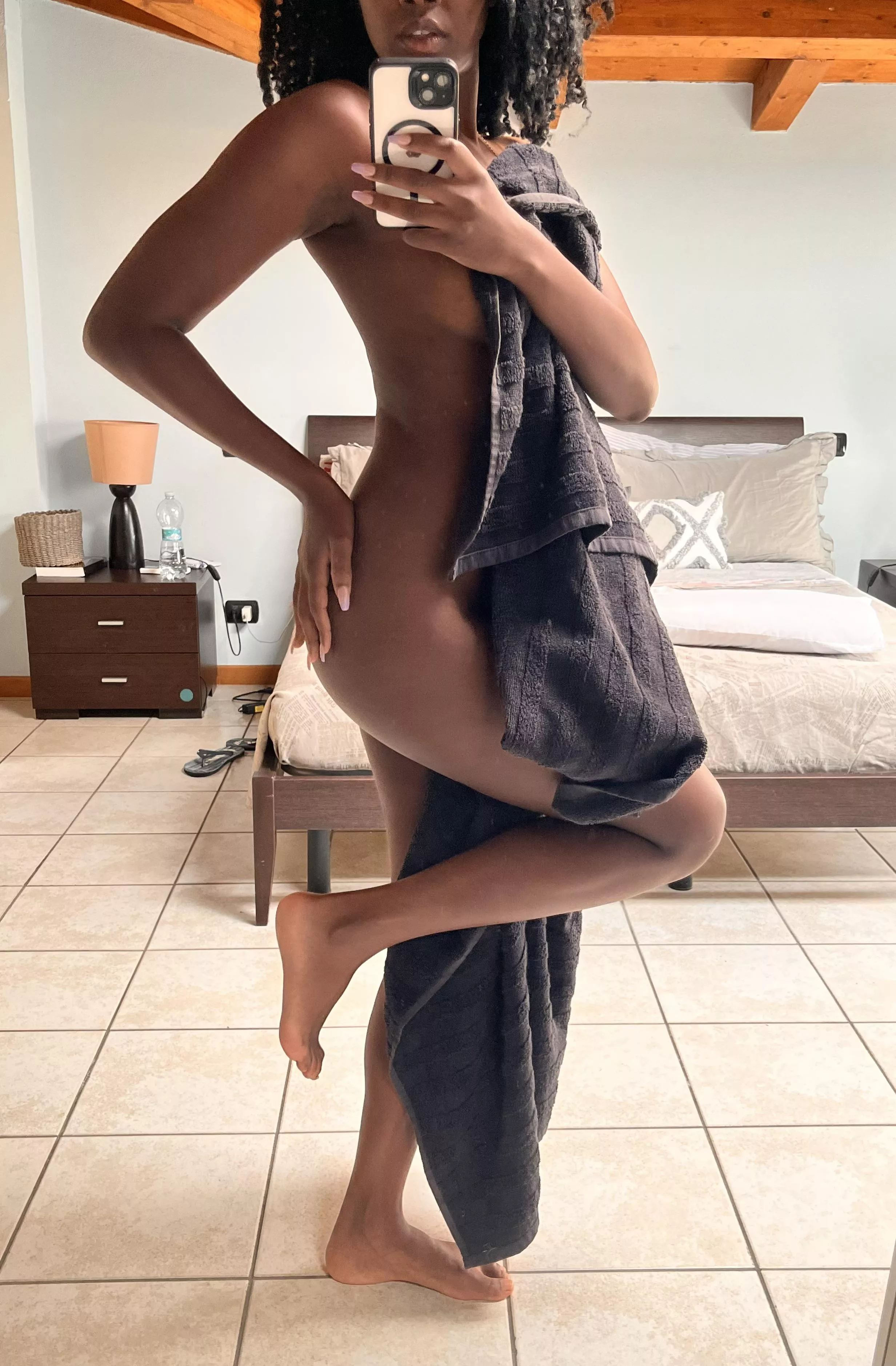 Come kiss mommy’s ass