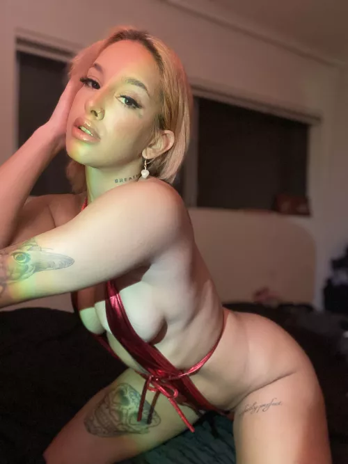 Cumming in me on the first date is a must