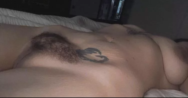 F28, 140, 5'6 Good Night everyone