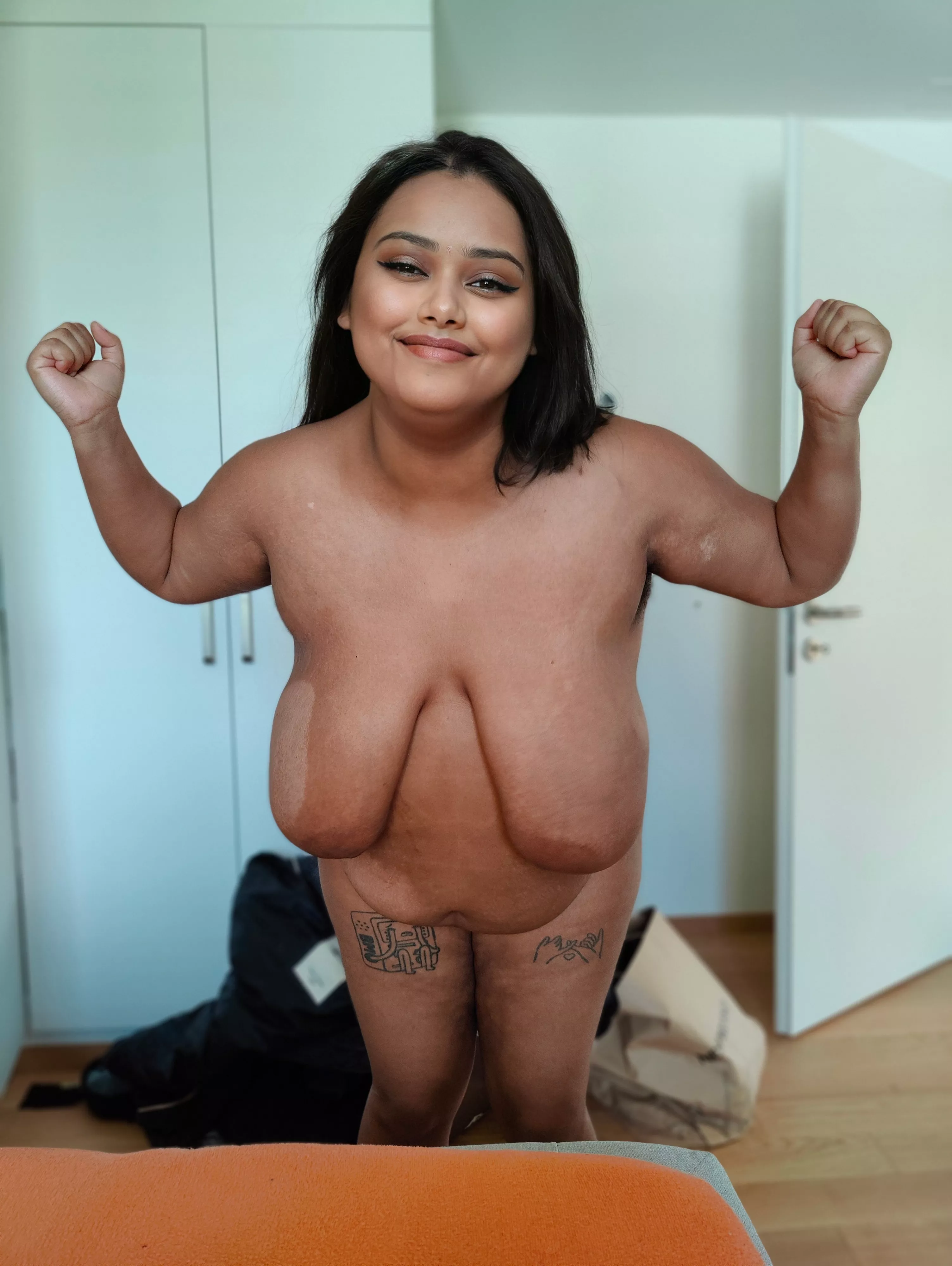 Getting them 2 sag even more 🐷🥹