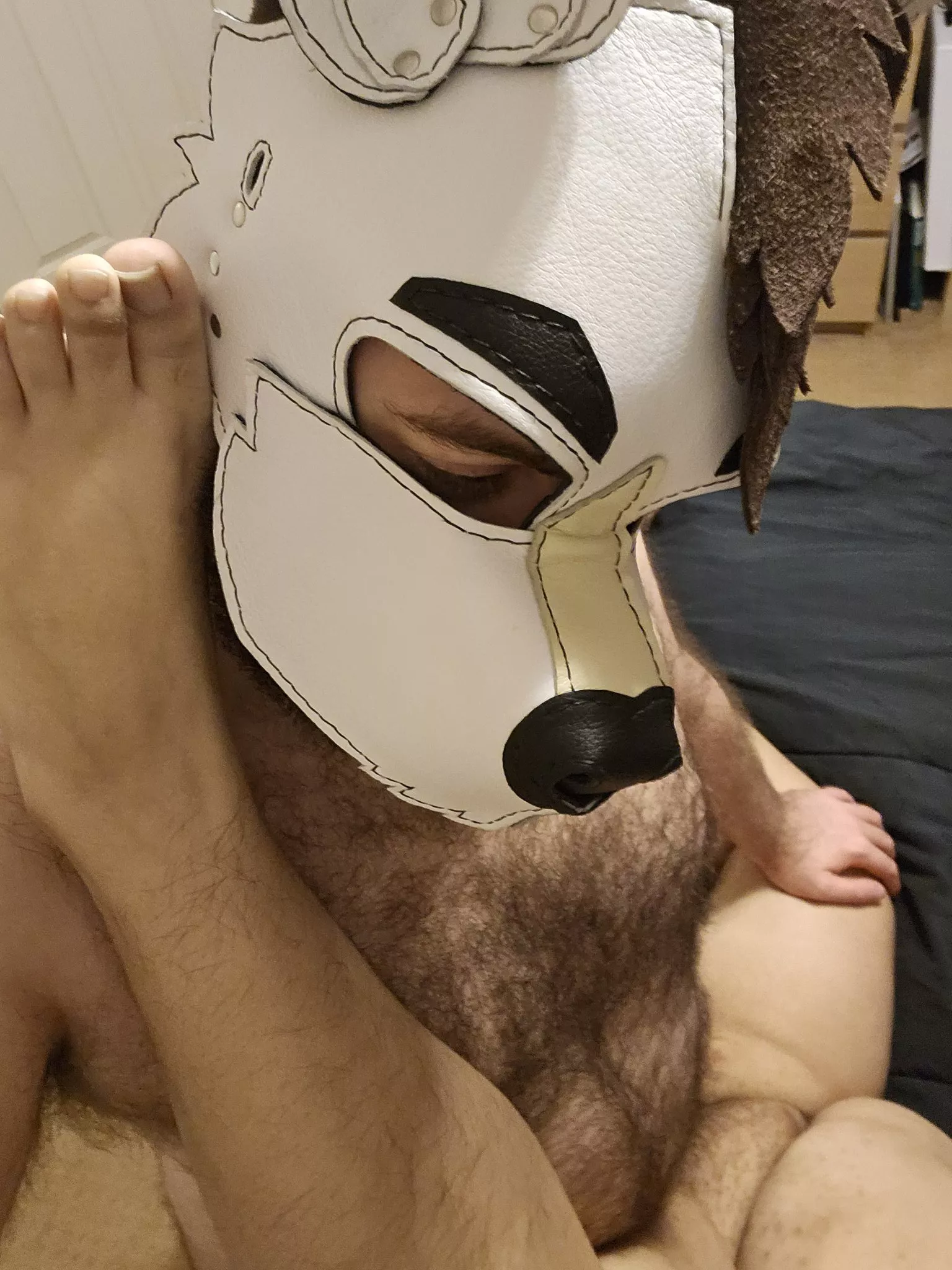 I want your legs around me. Woof! 💜