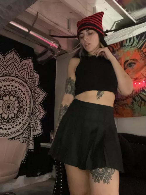 ♥️i’ll be your devil darling🖤