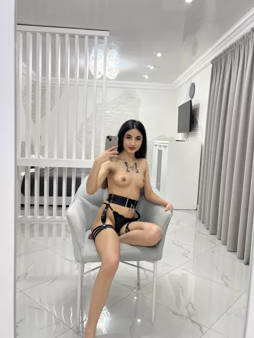 Let's snap some steamy shots, shall we?