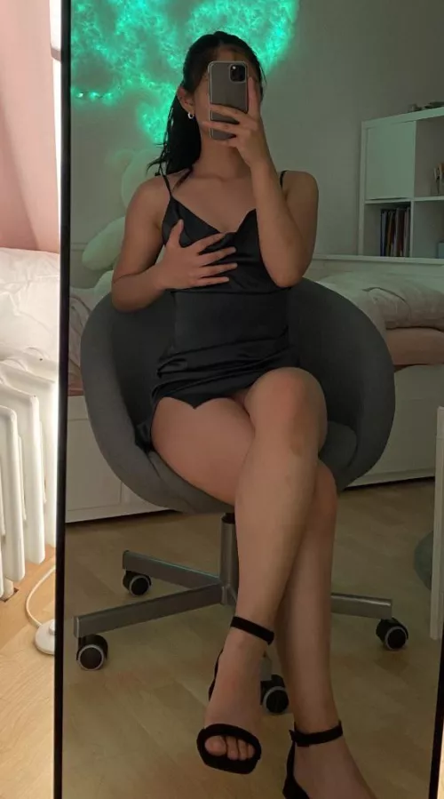 Do you think green suits me?💚