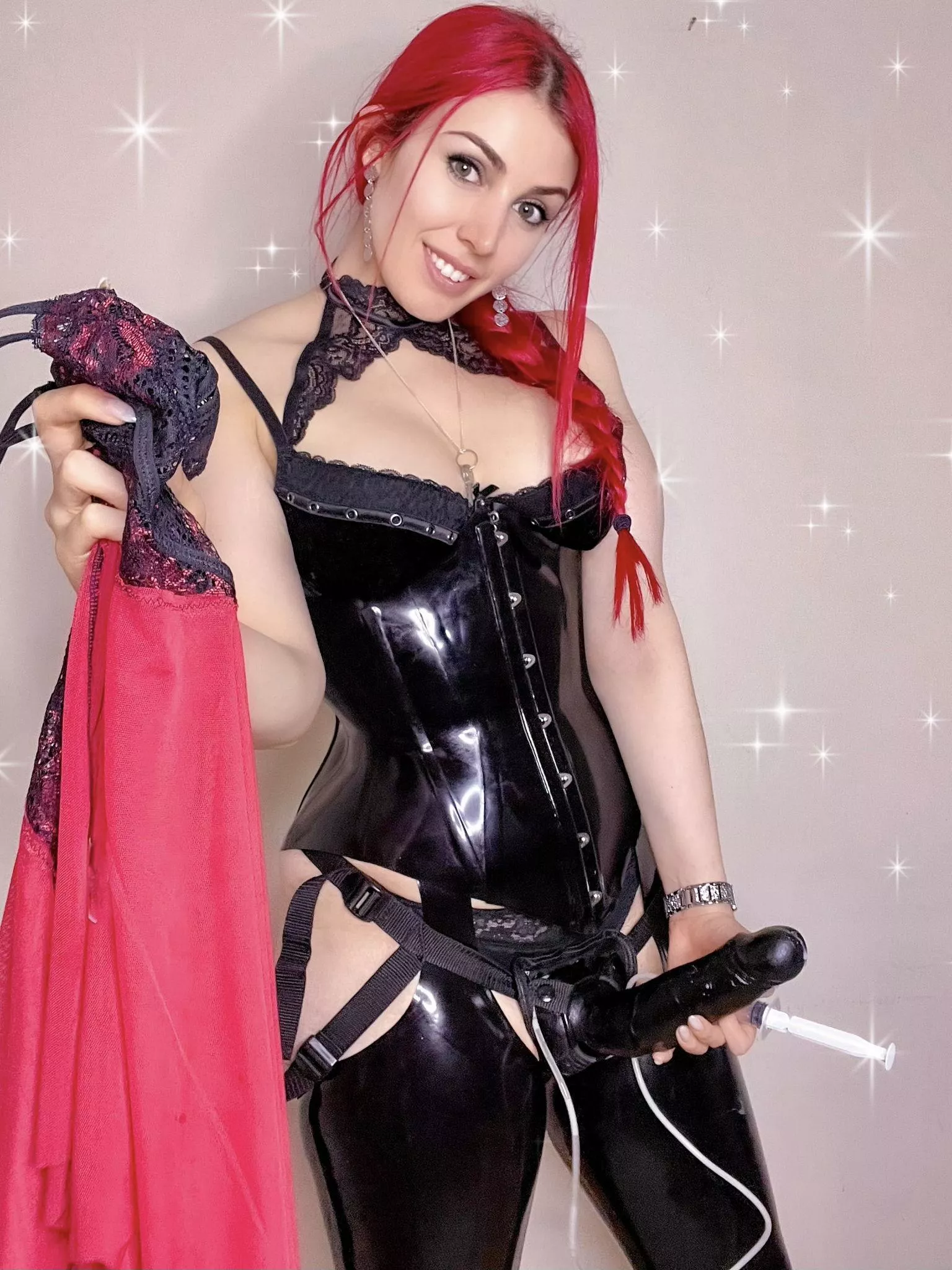 Dress in some cute lingerie and let me creampie you 🤍