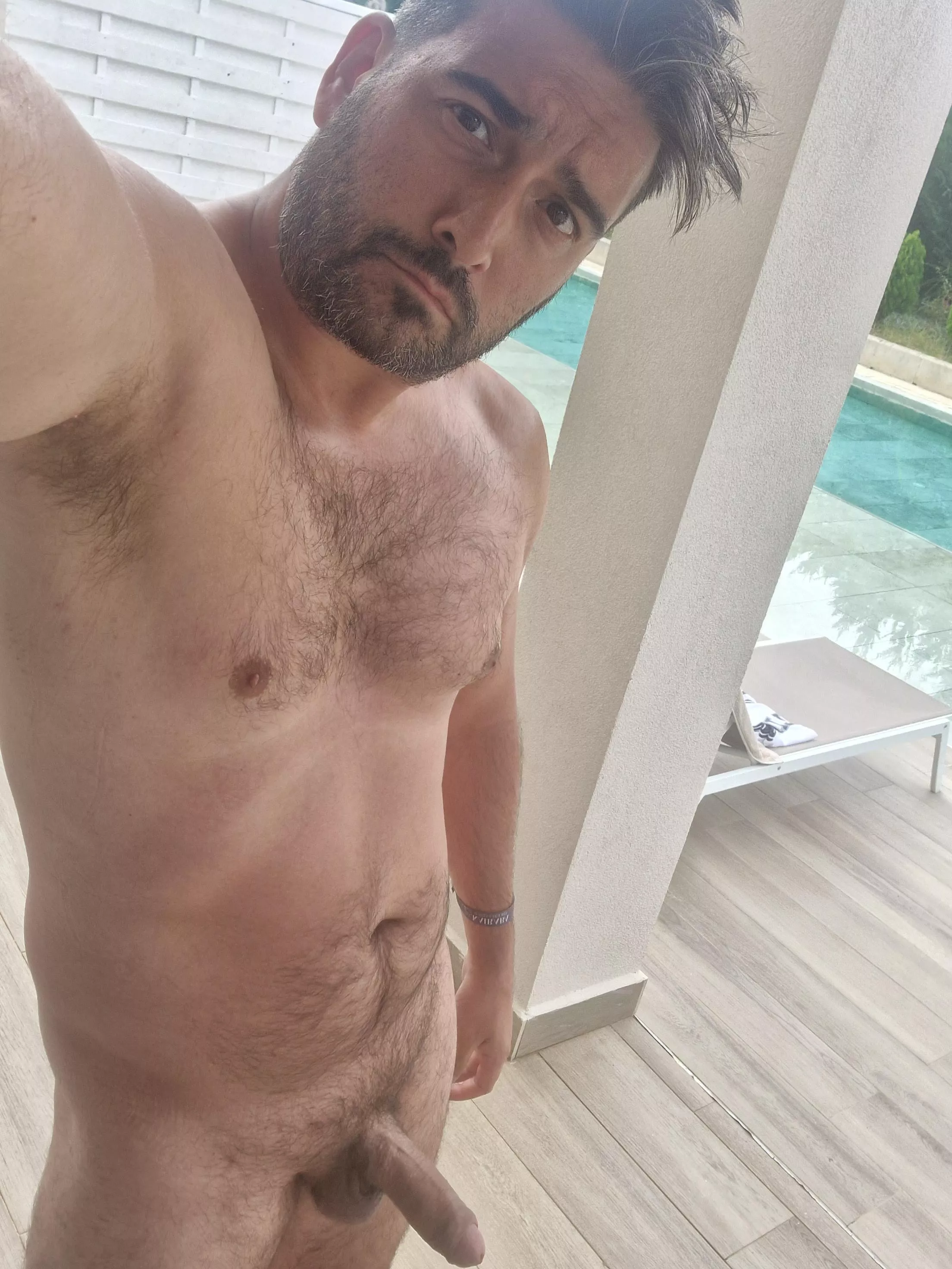 Fancy a dip with daddy?