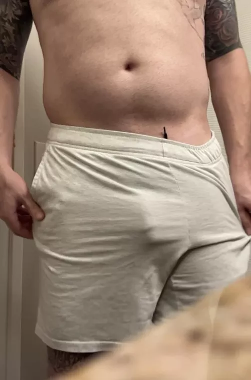 Getting ready for the shower like: