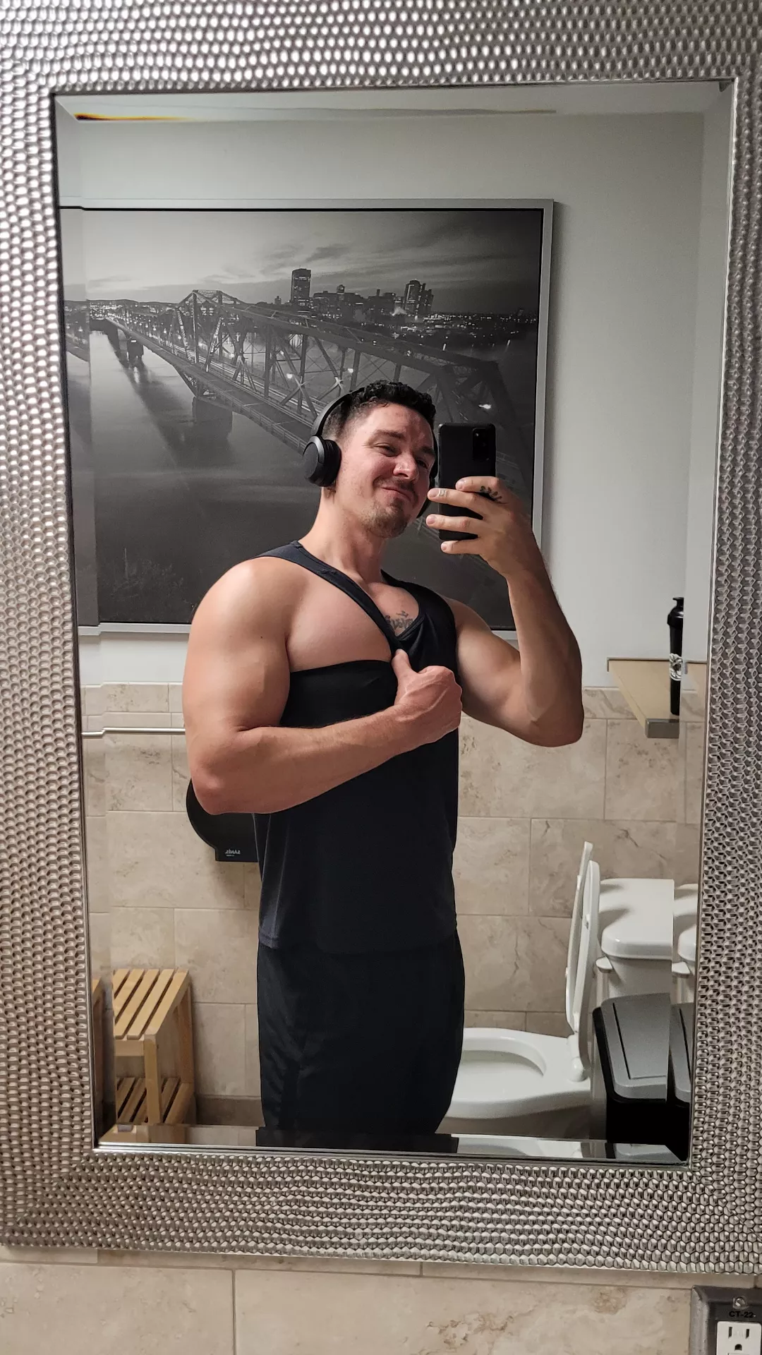 Glad to be training consistently again after being sick for a couple of weeks. Feels good man 😁