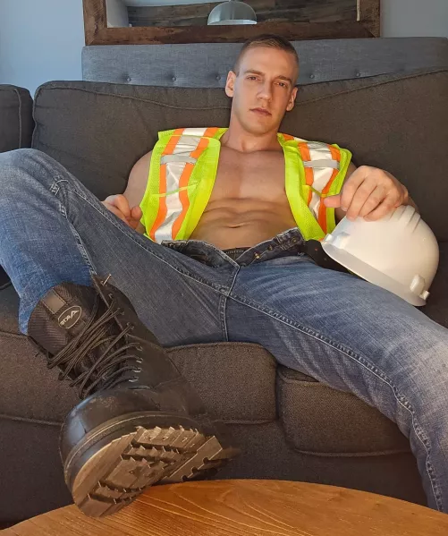 How would you pay me back 😏..?