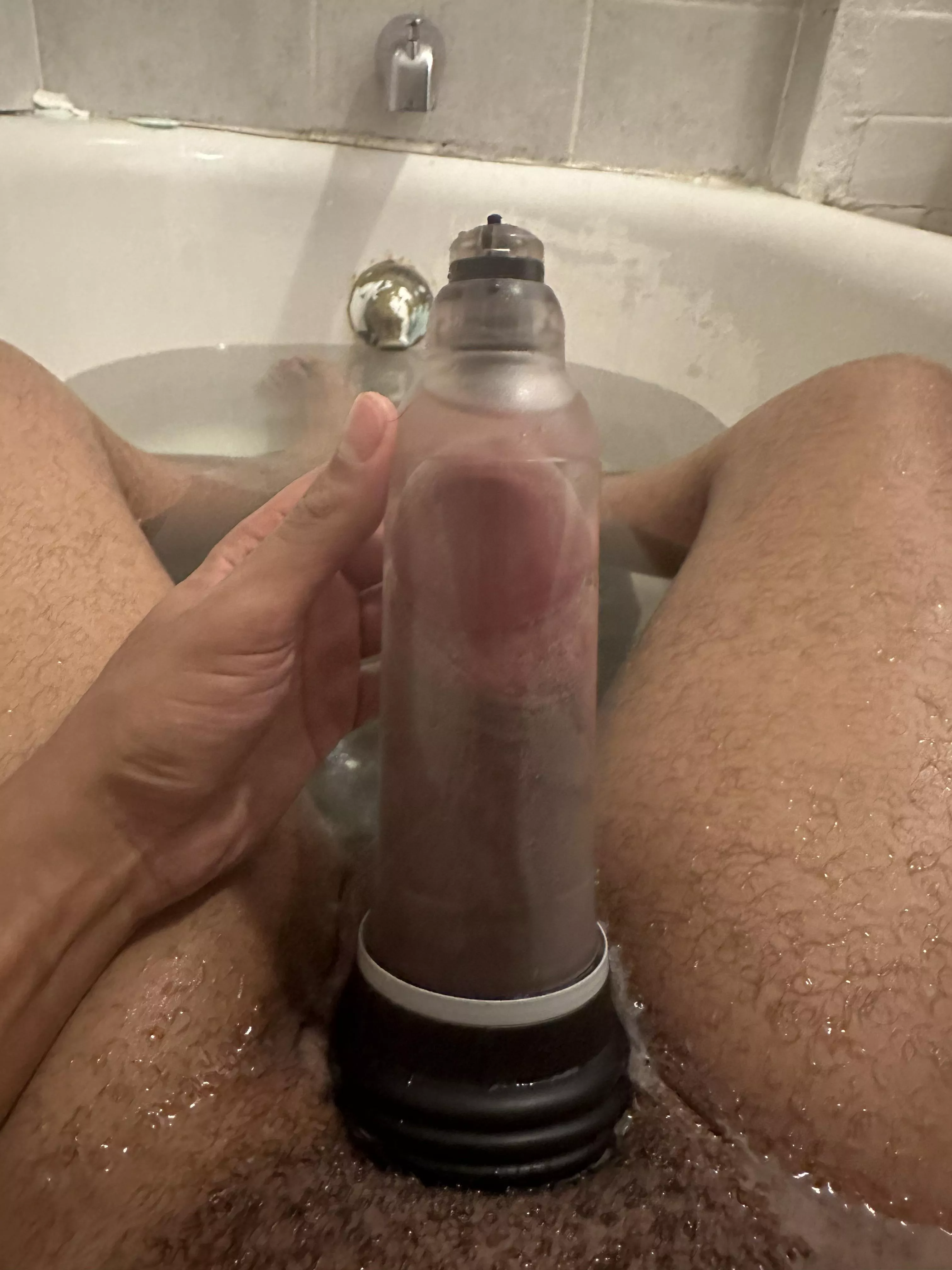 HYDROMAX 7 Newbie doing ten mins everyday will bump to 15. No edema, thoughts?