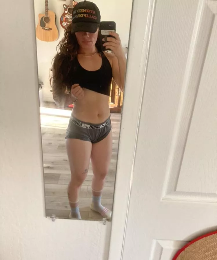 I don’t steal hoodies I steal boxers 😝