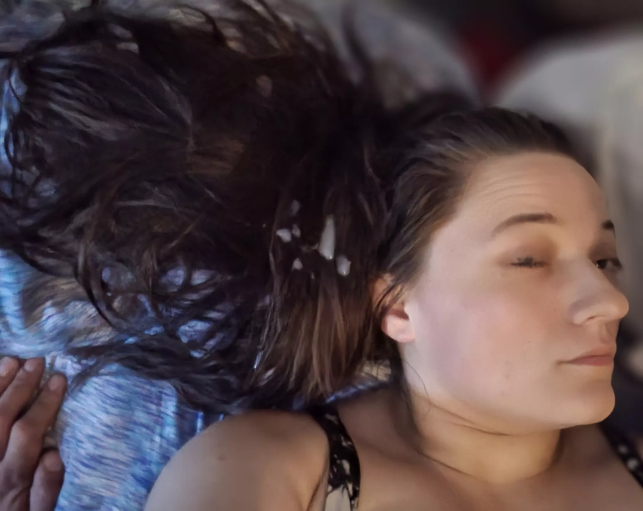 It takes a special man to be able to cum in my HAIR 🫣....and by special man I mean Big Dick 😈