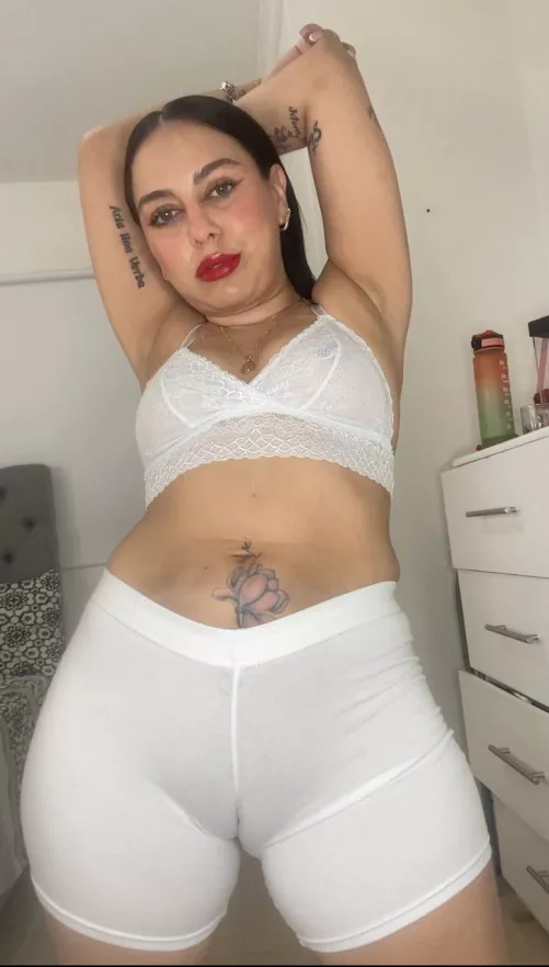 Panty lip needs a kissing partner