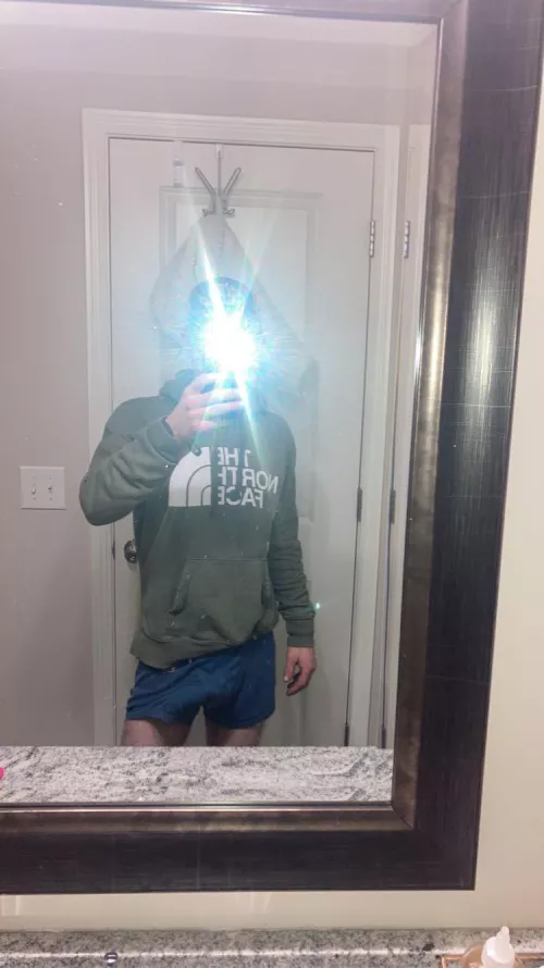 These boxers are holding on for dear life🤷🏼‍♂️