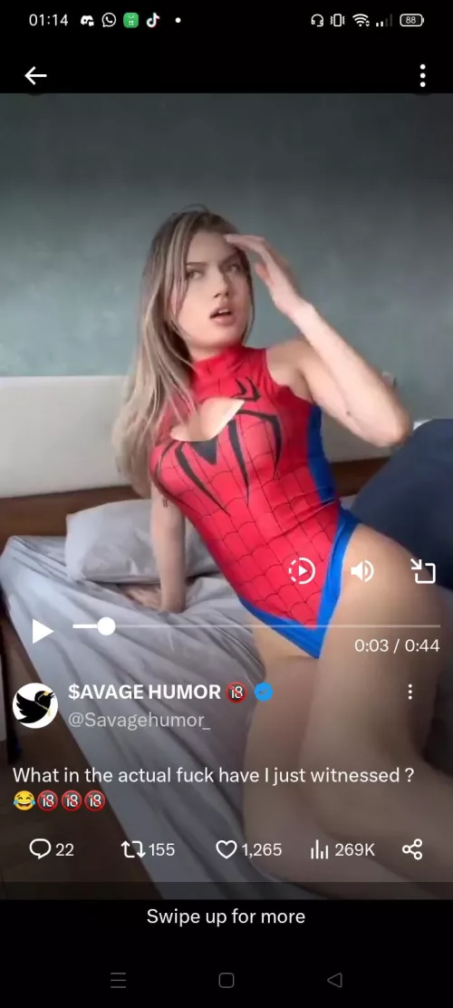 Tiktok girl do skit bout rubbing meat. Who is she?