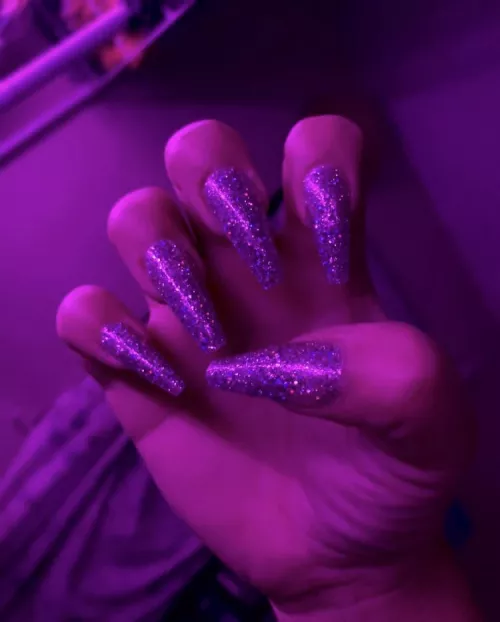 Who needs their back scratched?