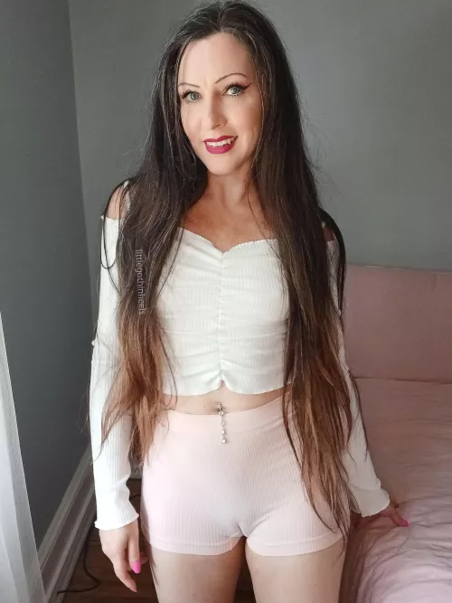 window light cameltoe (42F)