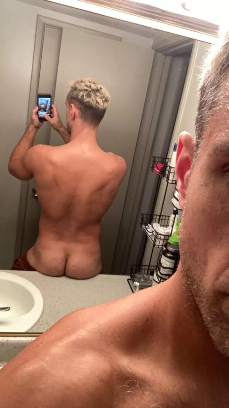 Would you applaud my glutes?