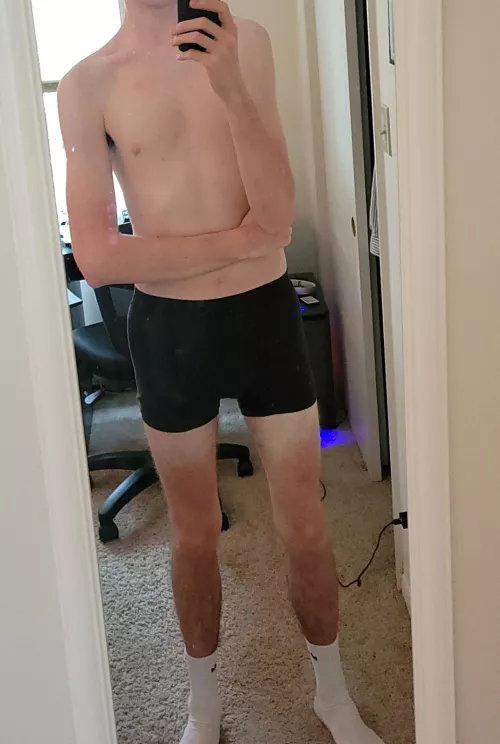 22 us, into hairy/masc guys 25–35. @devvvon.s