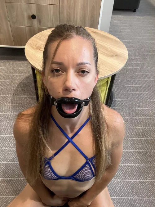 gagged with my mouth open so i can’t talk but i have to take cock