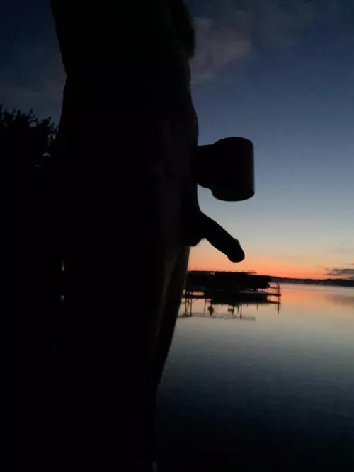 Happy cake day CGW! Not entirely sure this is the exact day, but hump day seemed fitting to celebrate one year of CGW under the management of the new mod team. We appreciate your patronage in our humble little coffee community. Cheers!