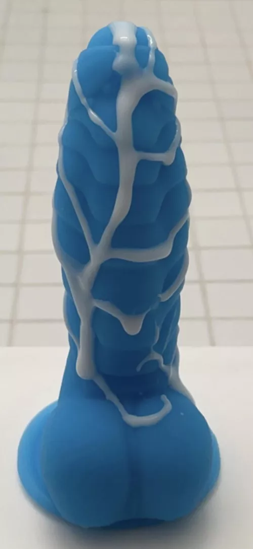 One of my fav bad dragon to use if not daily.