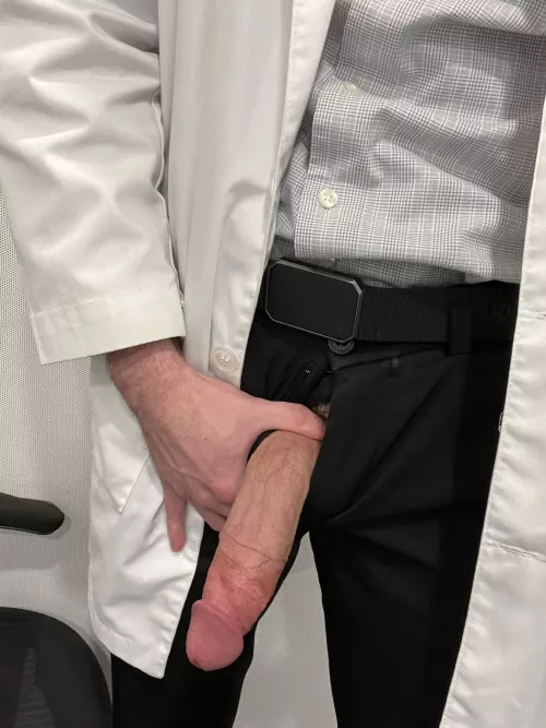 One of these days I’ll get caught by a nurse…but not today😈