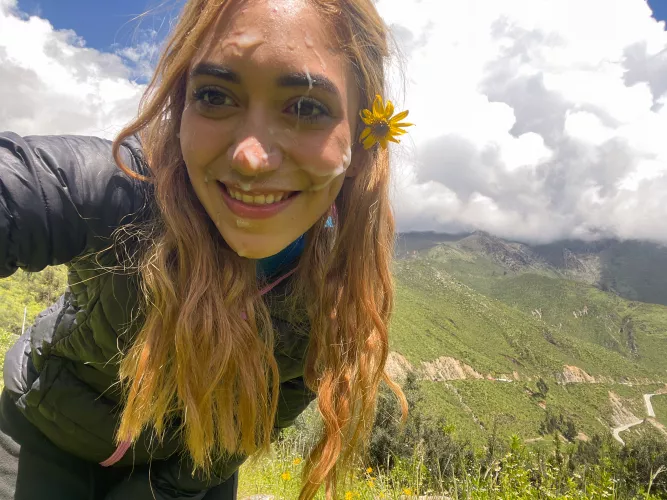 The mountains were beautiful today! Unfortunately I uploaded the wrong selfie to Instagram 🤭