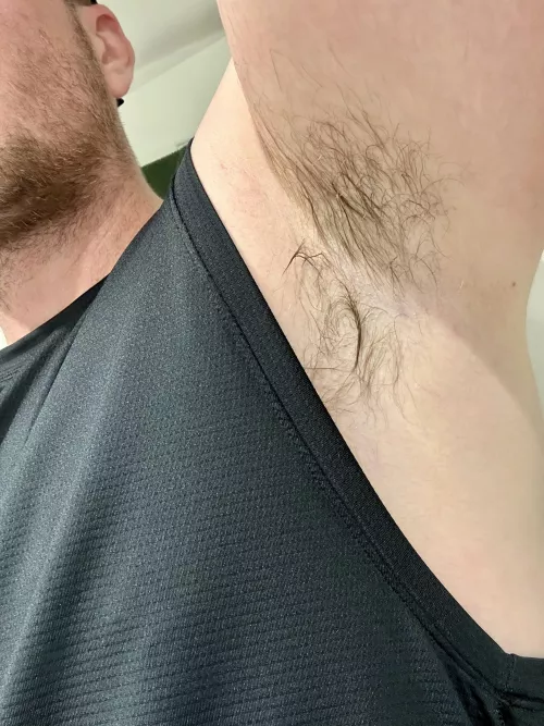 Would love someone to dig in under my after-jogging, sweaty pits