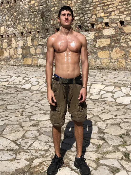 [19] who wants to get wet?