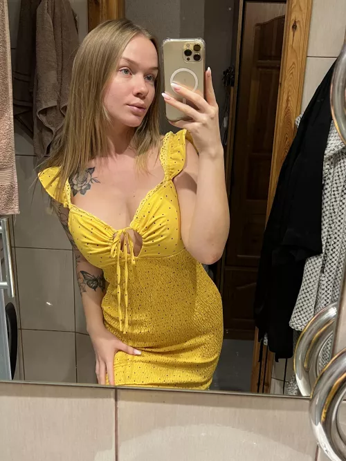 Do I look cute in this dress? 💛