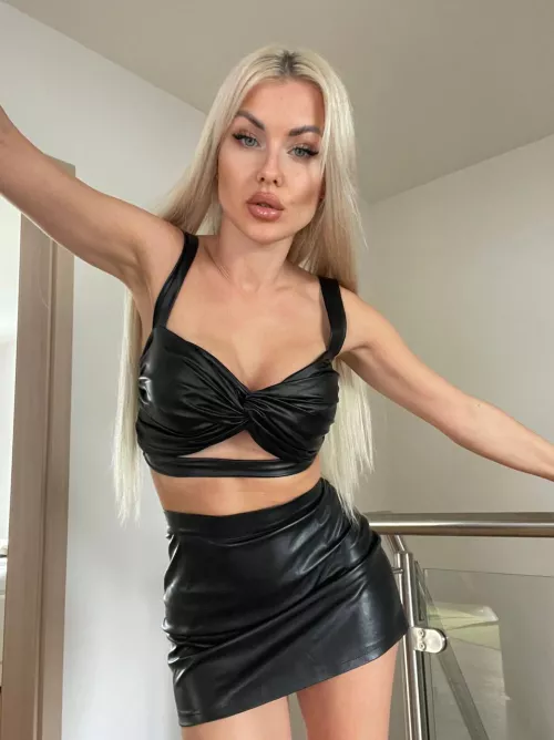 I love games, especially because I always win...😈