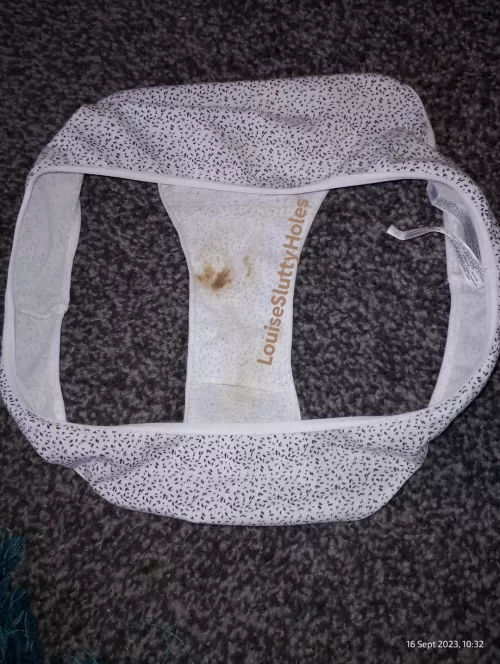 I was a messy girl yesterday 💩💦