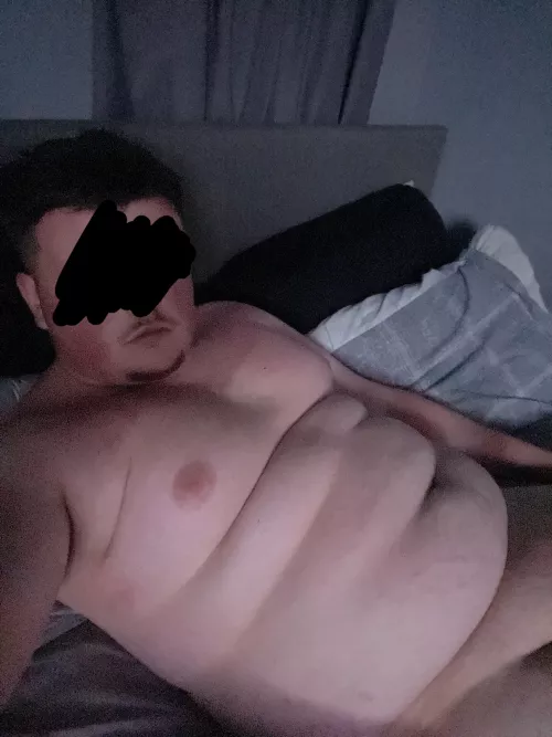 Looking for a woman who like a chubby man