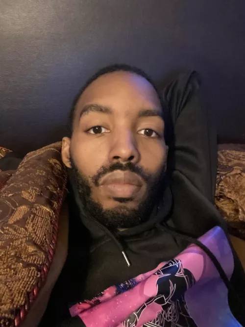 Looking for friends on ps5 and Xbox . I play overwatch yugioh master duel starfield dbd and more. Definitely gonna play the new mortal kombat.Psn is bearlovergaymer and for Xbox it’s gaymerbbc