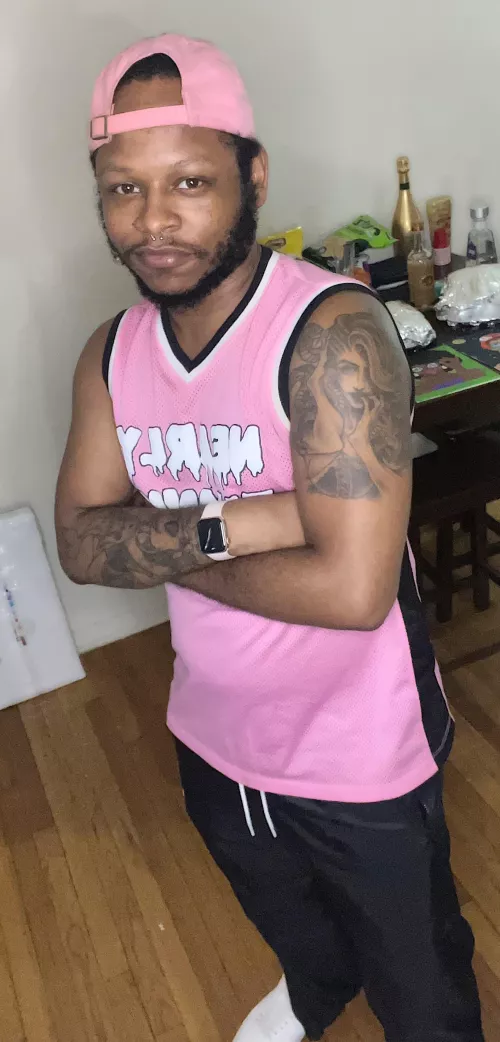 Looking for Gaymer buddies.