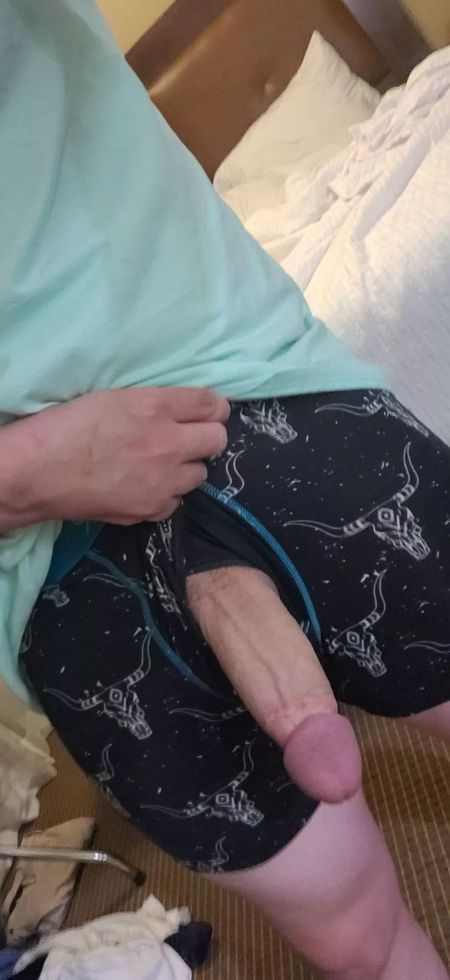 Meet me in the hotel room