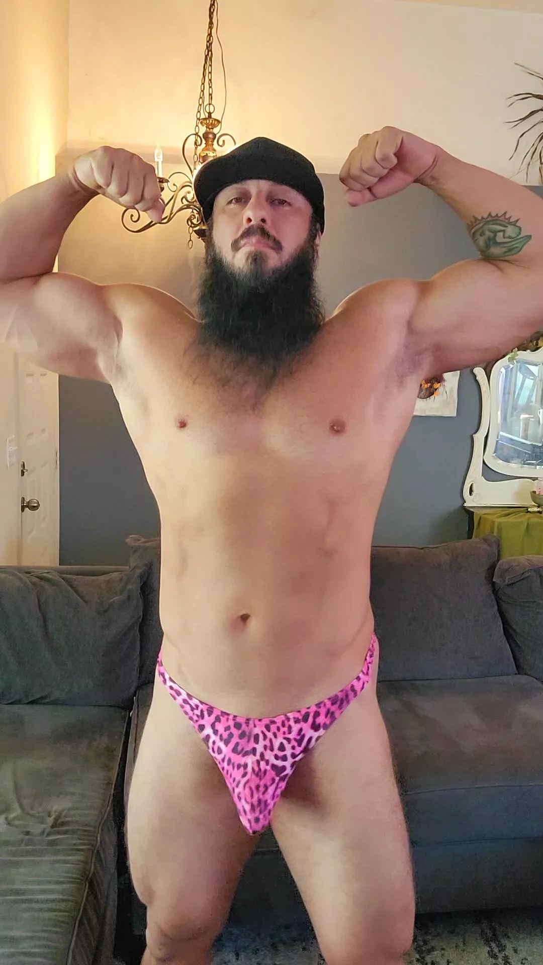 No hair, just never grew armpit hair for some reason,