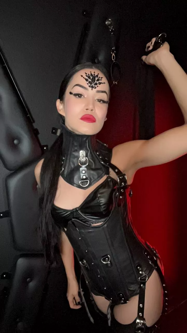 Which one of you losers is waiting obediently for Misses Naomi's degradation