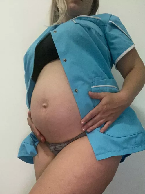 Would you like pregnant nudes when I send you one from my nursing job?