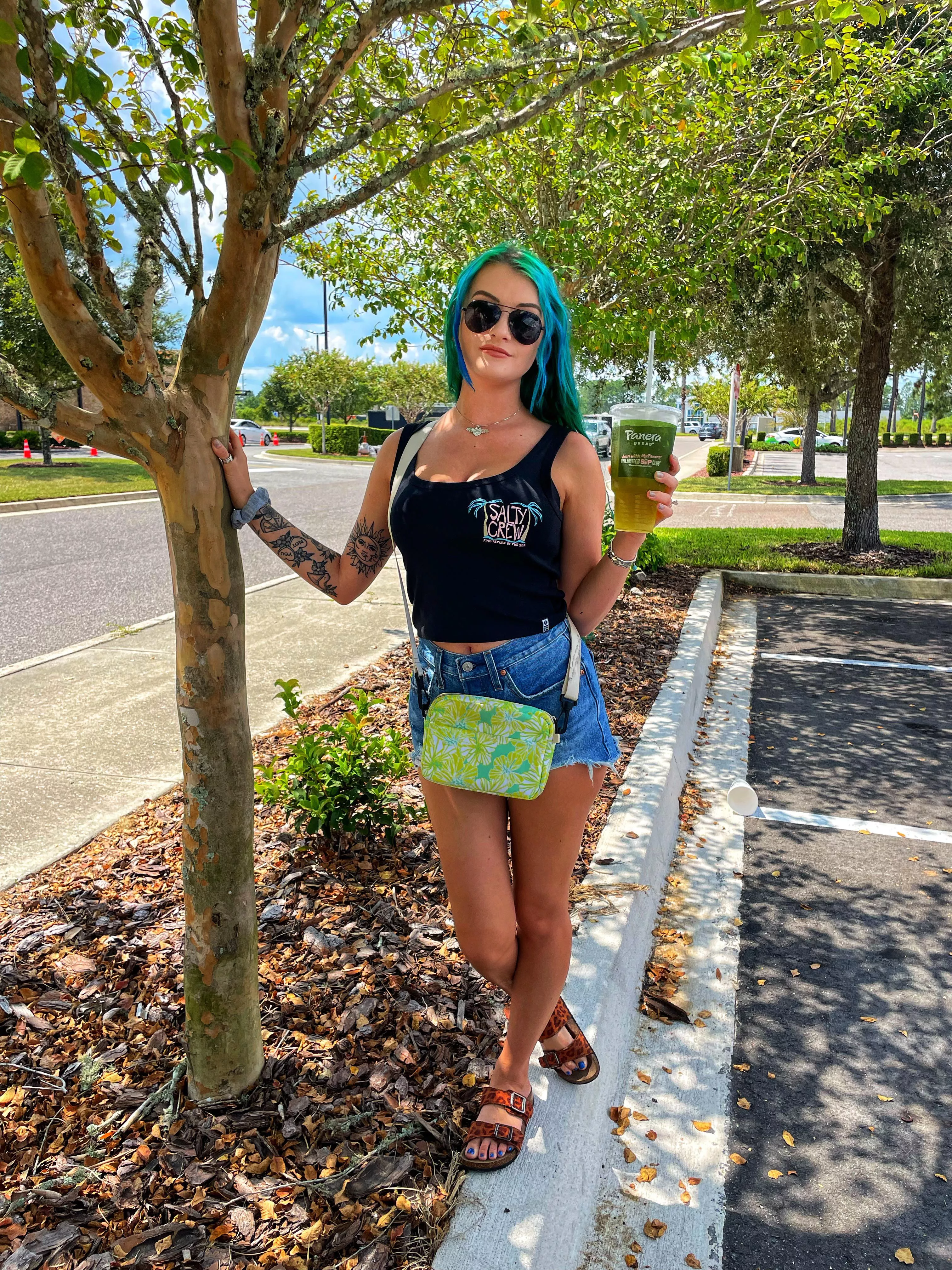 Your average southern hometown gal❤︎︎