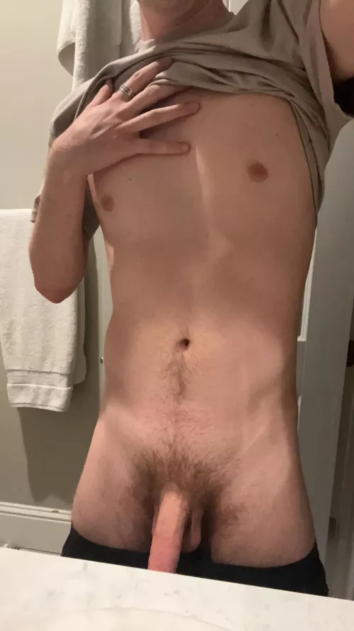 [18] Would you get naked with me? 😉💦