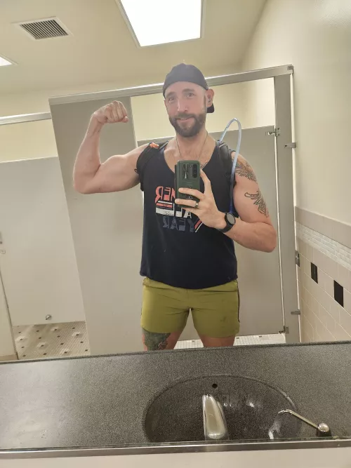 Happy Monday! Sending you all the vibes for a great day!