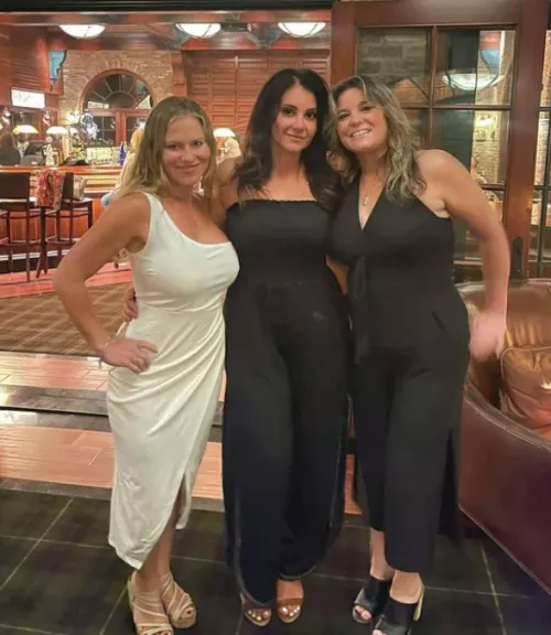 Hot moms