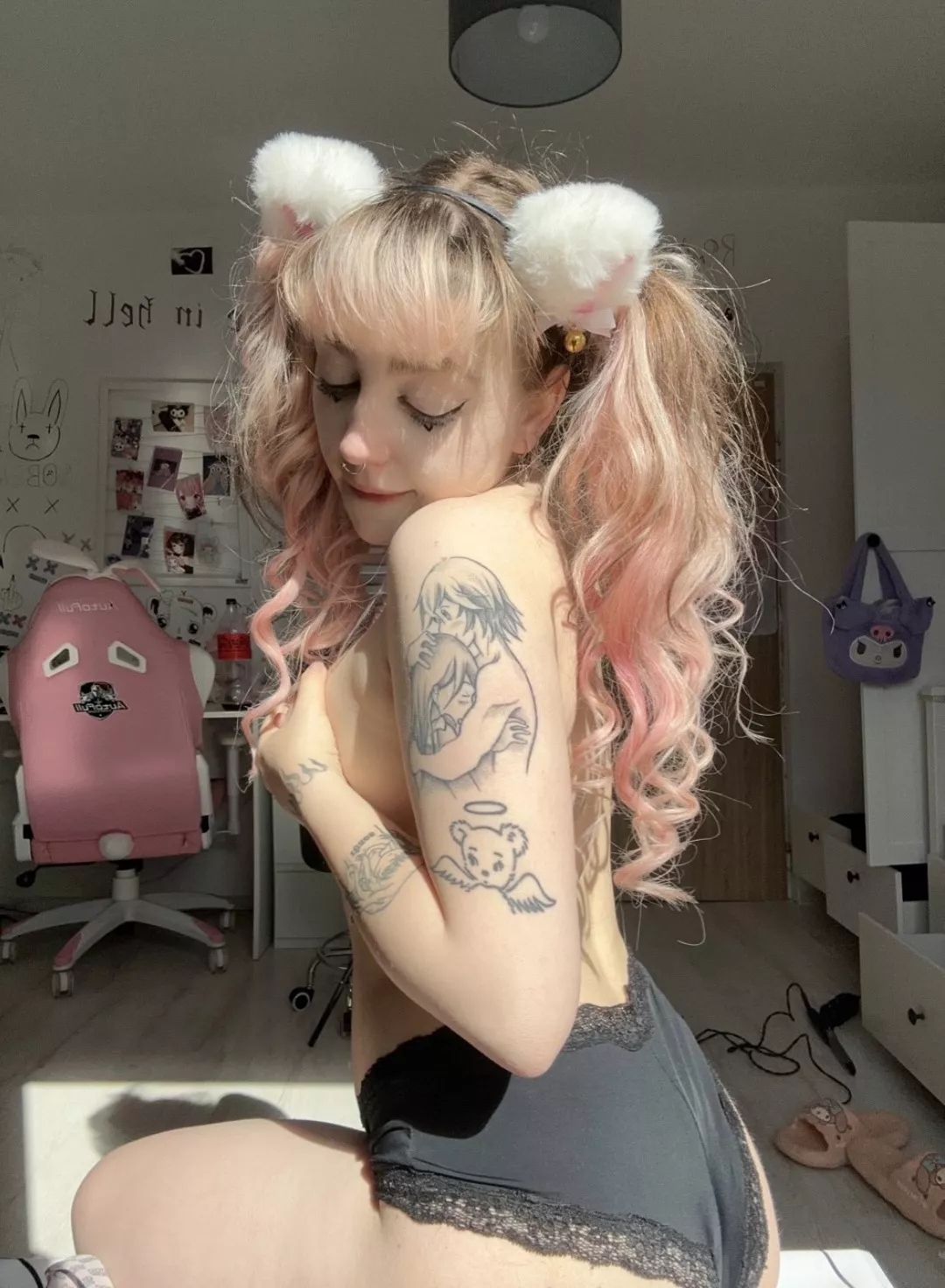 i wanna go back to neon again