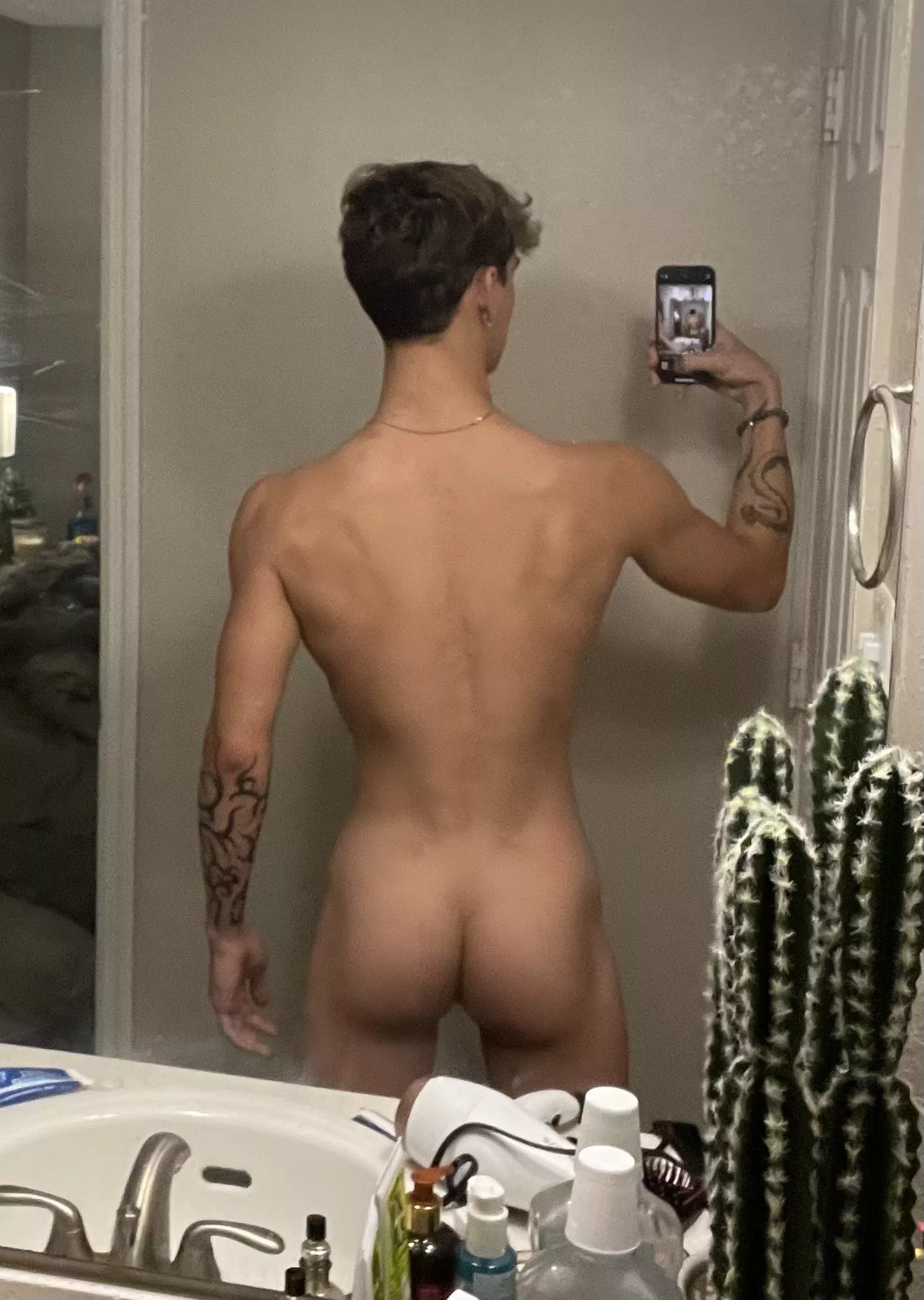 im gonna bounce on ur dick like a slut, bro 🫣