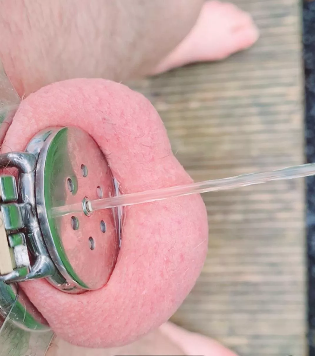 Peeing does work with a flat! ;) btw 1 day in.. Cant wait for locktober