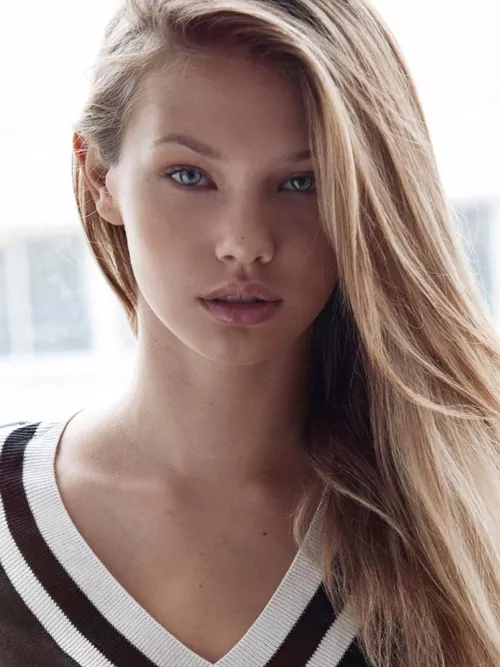 Beautiful symmetry in this face.