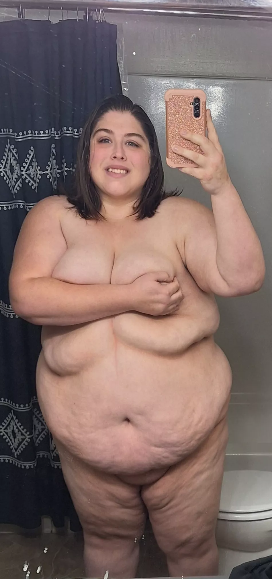 Come fill this massive belly!..... if you can hehe 😘